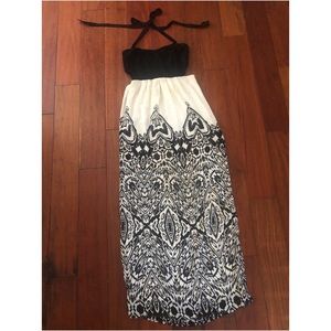 Beautiful dress perfect for any date night!